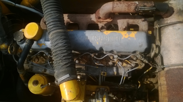 ขายแบคโฮ KOBELCO PC200 ขายด่วนครับ  530000 บ.