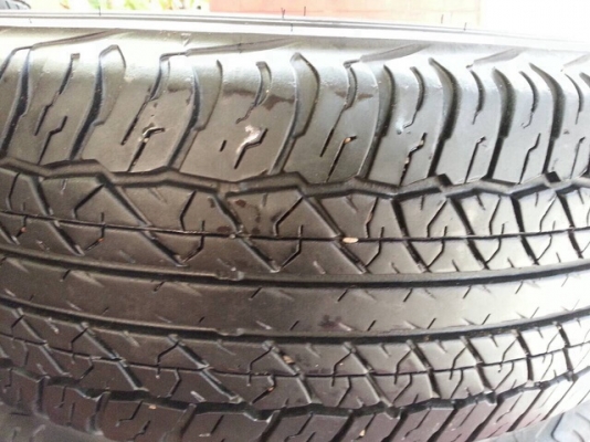 ขายยาง Dunlop 245 x 70 x 16 ปี 13 ขายยาง Dunlop 245 x 70 x 16 ปี 13