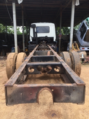 ขาย 6ล้อช่วงยาว7ม. ของFUSO ปี47 เครื่อง 6d14