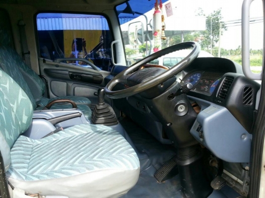 รถฮีโน่ 6 ล้อ รั้ว ( ไม่ดั้ม ) 220 แรงม้า. ปี 47 สนใจติดต่อ 081 - 6079515 รถฮีโน่ 6 ล้อ รั้ว ( ไม่ดั้ม ) 220 แรงม้า. ปี 47 สนใจติดต่อ 081 - 6079515