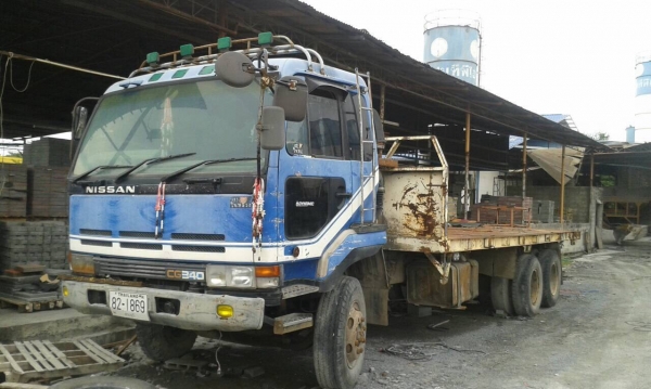 ขาย10ล้อช่วงยาว72เมตรพื้นเรียบpf320แรงเพลาเดียว