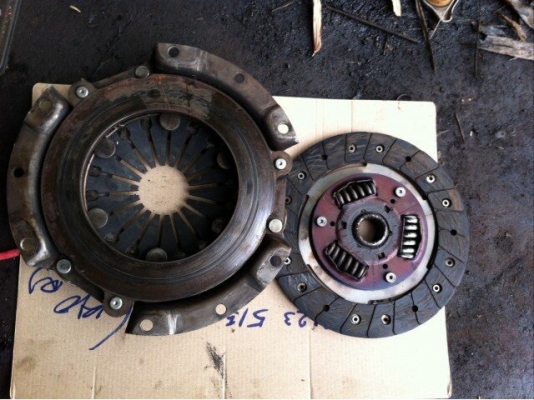 ขายชุดครัชเครื่อง 4g13,4g15 ราคา500