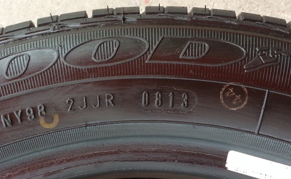 ยาง Goodyear 185-55R16 ปี13