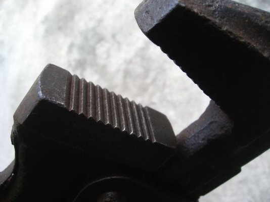 ประแจเก่า Made in Germany ประแจเก่า Made in Germany