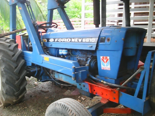 ขายรถคีบอ้อย ฟอร์ด6610ซุปเปอร์สวยๆๆ ตัวคีบยังใหม่ใช้งานน้อย