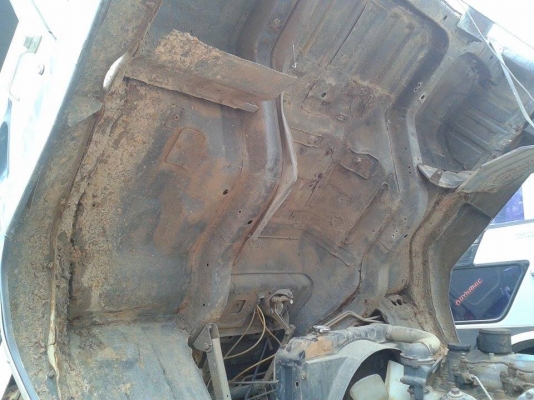 ขาย MITSUBISHI FN527M-A เครื่อง 6D16 พ.เพาเวอร์ เบรกทิฟฟี่ 2เพลา195แรง เครื่องดี แคชซีสวย สภาพพร้อมใช้งาน เอกสารพร้อมโอน สนใจโทร 090-8588220คุณนะ  ID:narong498  หรือ www.truck.in.th/498