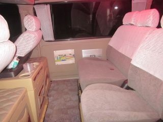 อะไหล่แต่งรถตู้