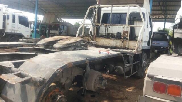 สิบล้อ หัวลาก  627M6