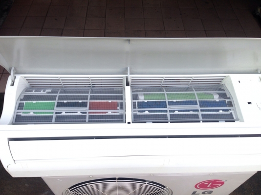 **** ขายแอร์ LG 25000 BTU ตัวTOP ใหม่มาก ****