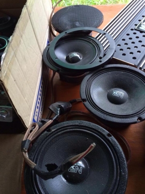 ขายเครื่องเสียงเหมาๆราคาถูกๆครับ เพื่อนฝากมาขาย