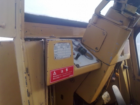 ต้องการขายรถตักล้อยางCAT910 ต้องการขายรถตักล้อยางCAT910