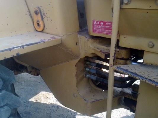 ต้องการขายรถตักล้อยางCAT910 ต้องการขายรถตักล้อยางCAT910