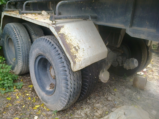 ขายหางเทเลอร์ดั้ม ส.สุชัย นครปฐม ปี*1993 2คานยาว8ม.ยางสวย ขายหางเทเลอร์ดั้ม ส.สุชัย นครปฐม ปี*1993 2คานยาว8ม.ยางสวย