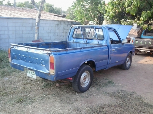 ขาย TOYOTA RN20 4ขอ