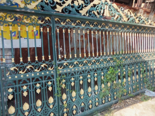 ขายประตูอลูมิเนียมอัลลอยขนาด 4เมตร สภาพสวย ของใหม่ประมาณแสนกว่า ขายประตูอลูมิเนียมอัลลอยขนาด 4เมตร สภาพสวย ของใหม่ประมาณแสนกว่า