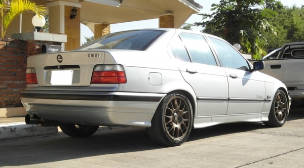 ขาย BMW 318 i