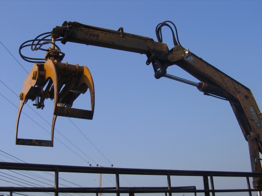 ขาย 6ล้อ คีบไม้