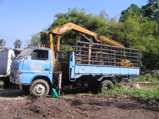 ขาย 6ล้อ คีบไม้