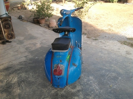 ขาย Vespa บล็อกอิตาลี งานเดิม สีเดิม แห้งๆ ราคาเพียง 34500 ขาย Vespa บล็อกอิตาลี งานเดิม สีเดิม แห้งๆ ราคาเพียง 34500