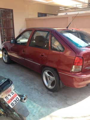 1997 DAEWOO, NEXIA 1.5 GLi (5Dr)  สีแดง เกียร์ออโต้ ทะเบียน กรุงเทพฯ ราคา  49,000  บาท