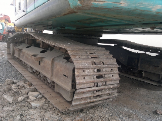 รถขุด KOBELCO  SK200-6 รถนอกนำเข้า เครื่องดี ปั้มดี เกียร์ดี ไฟเต็ม เอวแน่น แอร์เย็นเฉียบ มาถึงไทยแล้วครับ  ติดต่อ มานะ 085-9049669