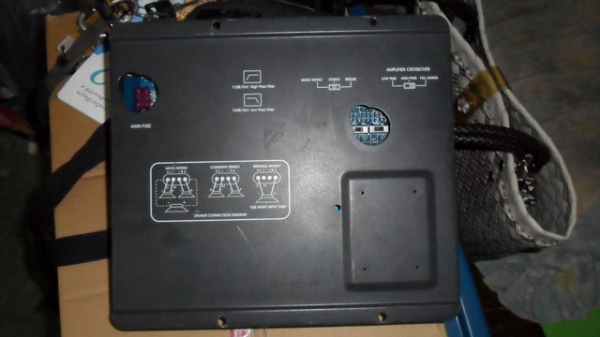 soundstream referrence500x(รุ่นมีครอส)สวยครับ soundstream referrence500x(รุ่นมีครอส)สวยครับ