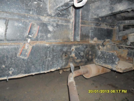 Mitsubishi FN527_MA เครื่อง  6D16 195 แรง สิบเกียร์  2 เพลา เดิม ๆ พร้อมใช้งานได้เลย