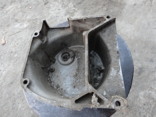 ขายฝาครอบคาบูขวา suzuki -k-125 แท้เก่าเก็บ สนใจโทร.081-005-8785 ขายฝาครอบคาบูขวา suzuki -k-125 แท้เก่าเก็บ สนใจโทร.081-005-8785