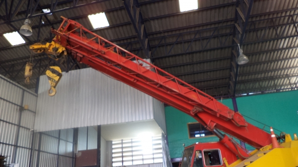 TR250-M4-517249 TADANO ครับ