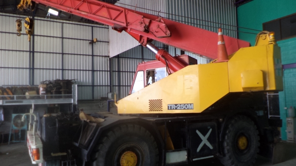 TR250-M4-517249 TADANO ครับ