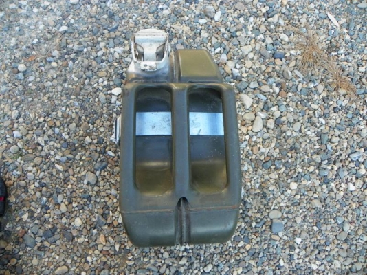 ขายถังน้ำมันเหล็ก US พร้อมถาดยึด และสายหูล๊อคกันขโมย