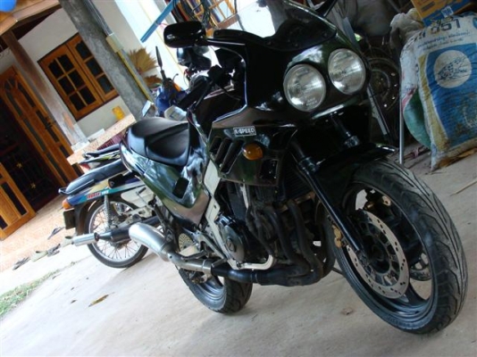 ขาย Suzuki gsxr400 R4 33000 ขาย Suzuki gsxr400 R4 33000