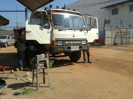 ขายรถบรรทุก MITSUBISHI FUSO FK455F TD ตาเหลี่ยมปี 38