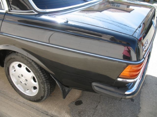 ขายด่วน W123 เครื่องนิ่ง แอร์เย็น พร้อมใช้ อะไหล่ไม่แพง จัดไฟแนนซ์ได้ ผ่อนได้