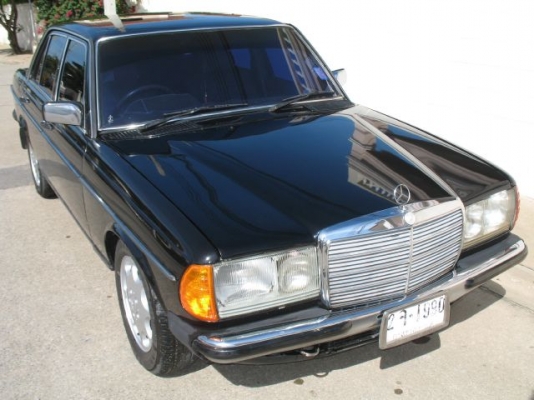 ขายด่วน W123 เครื่องนิ่ง แอร์เย็น พร้อมใช้ อะไหล่ไม่แพง จัดไฟแนนซ์ได้ ผ่อนได้