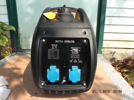 เครื่องปั่นไฟ Didital Inverter Generator 2 KVA.