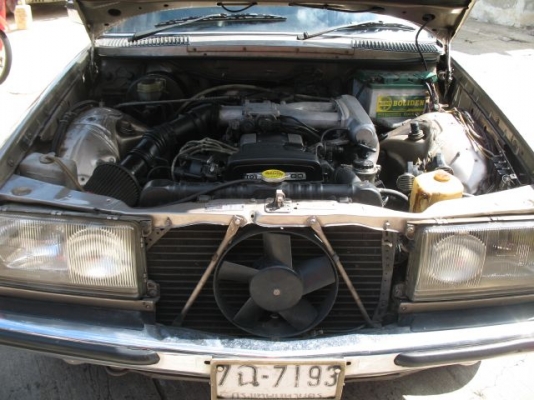 Hot !!! ขายด่วนครับ Benz W123 230e สภาพเครื่องดี แอร์เย็น LPG+1JZ จัดไฟแนนซ์ได้ ผ่อนได้