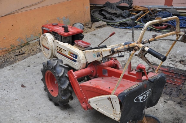 ขายรถไถ+พรวนดิน เดินตาม สภาพสวยจัดจากญี่ปุ่น ขายถูก28,000บาท!!!