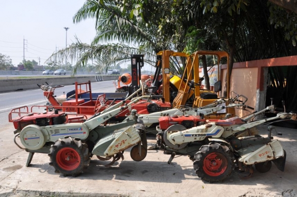 ขายรถไถ+พรวนดิน เดินตาม สภาพสวยจัดจากญี่ปุ่น ขายถูก28,000บาท!!!