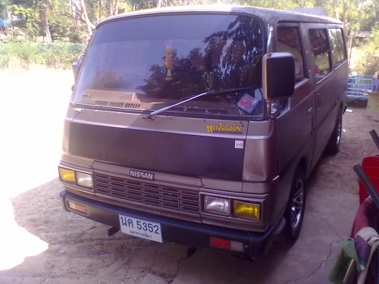 Nissan urvan Nissan urvan