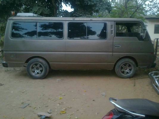 Nissan urvan Nissan urvan