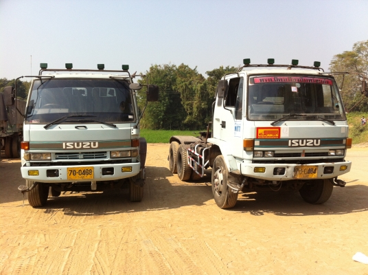 ขายIsuzu Rocky หัวฟ้า 240 Fxz หัวลาก 081-8535426