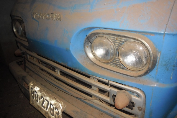 TOYOTA DYNA 75 HP หกล้อช่วงสั้น กระบะคอกไม้ยาว 3.20 เมตร สภาพดีพร้อมใช้งาน เครื่องดีสตาร์ทง่าย หัวเดิมๆภายในเก๋งยังอยู่ครบ ช่วงล่างคัชซีไม่ผุ เอกสารเล่มทะเบียนมีครบ ราคาต่อรองได้ครับ