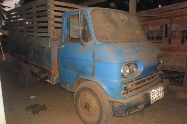 TOYOTA DYNA 75 HP หกล้อช่วงสั้น กระบะคอกไม้ยาว 3.20 เมตร สภาพดีพร้อมใช้งาน เครื่องดีสตาร์ทง่าย หัวเดิมๆภายในเก๋งยังอยู่ครบ ช่วงล่างคัชซีไม่ผุ เอกสารเล่มทะเบียนมีครบ ราคาต่อรองได้ครับ