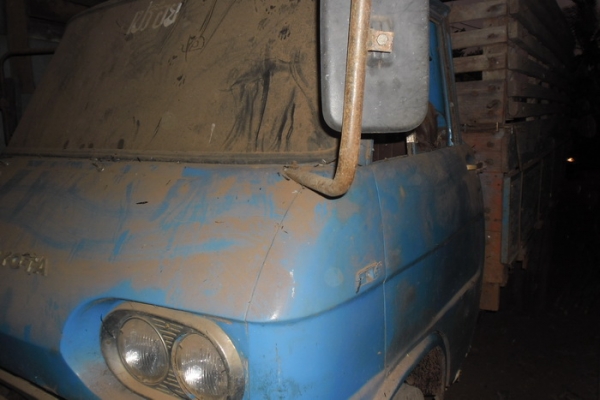 TOYOTA DYNA 75 HP หกล้อช่วงสั้น กระบะคอกไม้ยาว 3.20 เมตร สภาพดีพร้อมใช้งาน เครื่องดีสตาร์ทง่าย หัวเดิมๆภายในเก๋งยังอยู่ครบ ช่วงล่างคัชซีไม่ผุ เอกสารเล่มทะเบียนมีครบ ราคาต่อรองได้ครับ