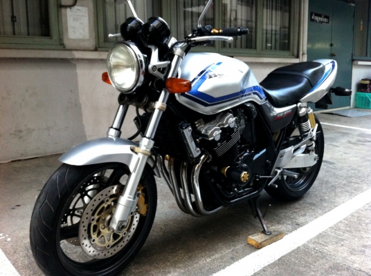 ขาย CB400 เทค1 ปี2000 อินวอยแท้+สรรพสามิตแท้+พรบ ราคาต่อรองได้