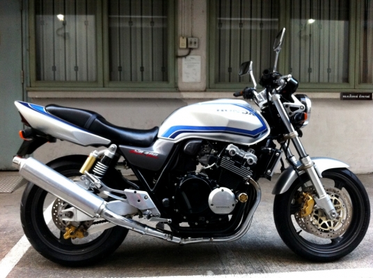 ขาย CB400 เทค1 ปี2000 อินวอยแท้+สรรพสามิตแท้+พรบ ราคาต่อรองได้