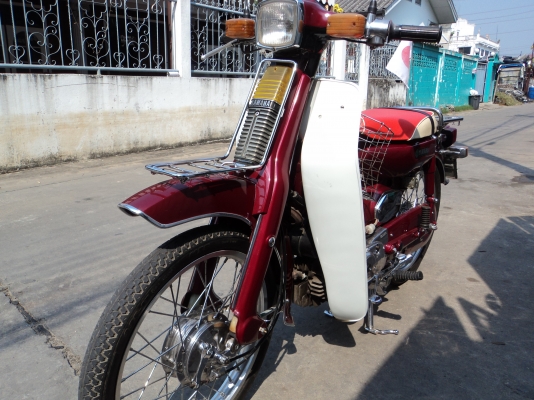ขายyamaha y80 สภาพสวยใหม่ทั้งคัน ขายyamaha y80 สภาพสวยใหม่ทั้งคัน