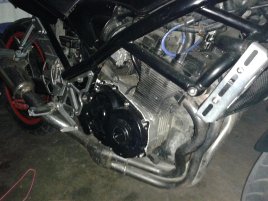 Bandit 400 inv สีดำ Bandit 400 inv สีดำ