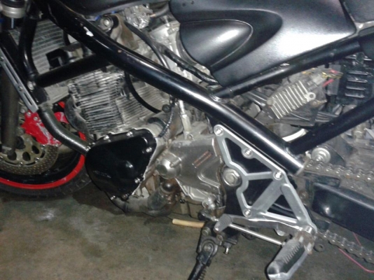 Bandit 400 inv สีดำ Bandit 400 inv สีดำ